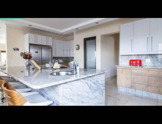 5 BEDROOM HOUSE FOR SALE IN MEYERSDAL ECO ESTATE